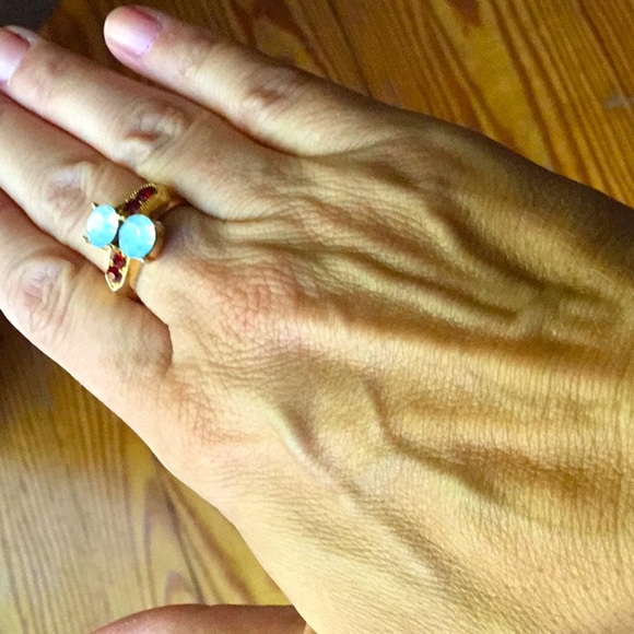 Costume Ring - Picture 2 of 2